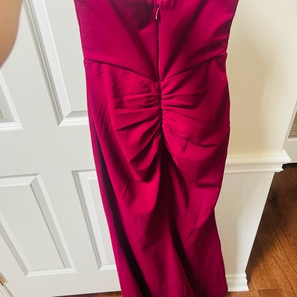 Fashion Nova xs Elegant Burgundy Strapless Evening Gown - Picture 3 of 4